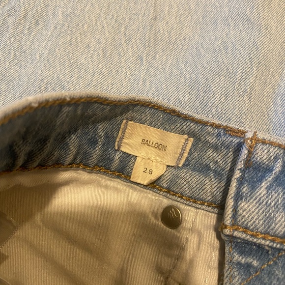 Madewell Balloon Jeans (28) - Picture 3 of 5